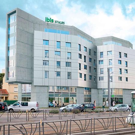 Ibis Styles Bezons Paris La Defense Exterior foto
