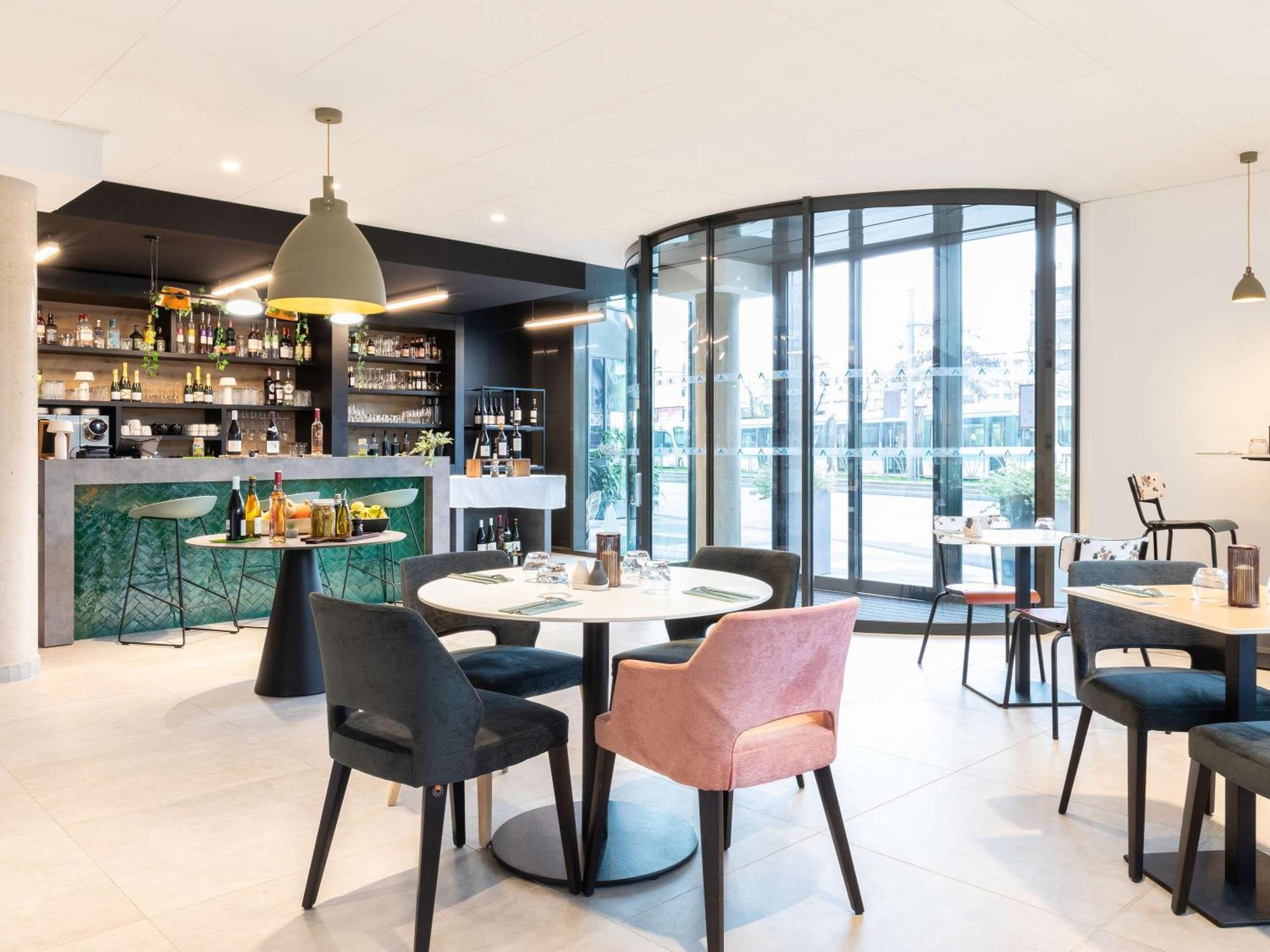Ibis Styles Bezons Paris La Defense Exterior foto