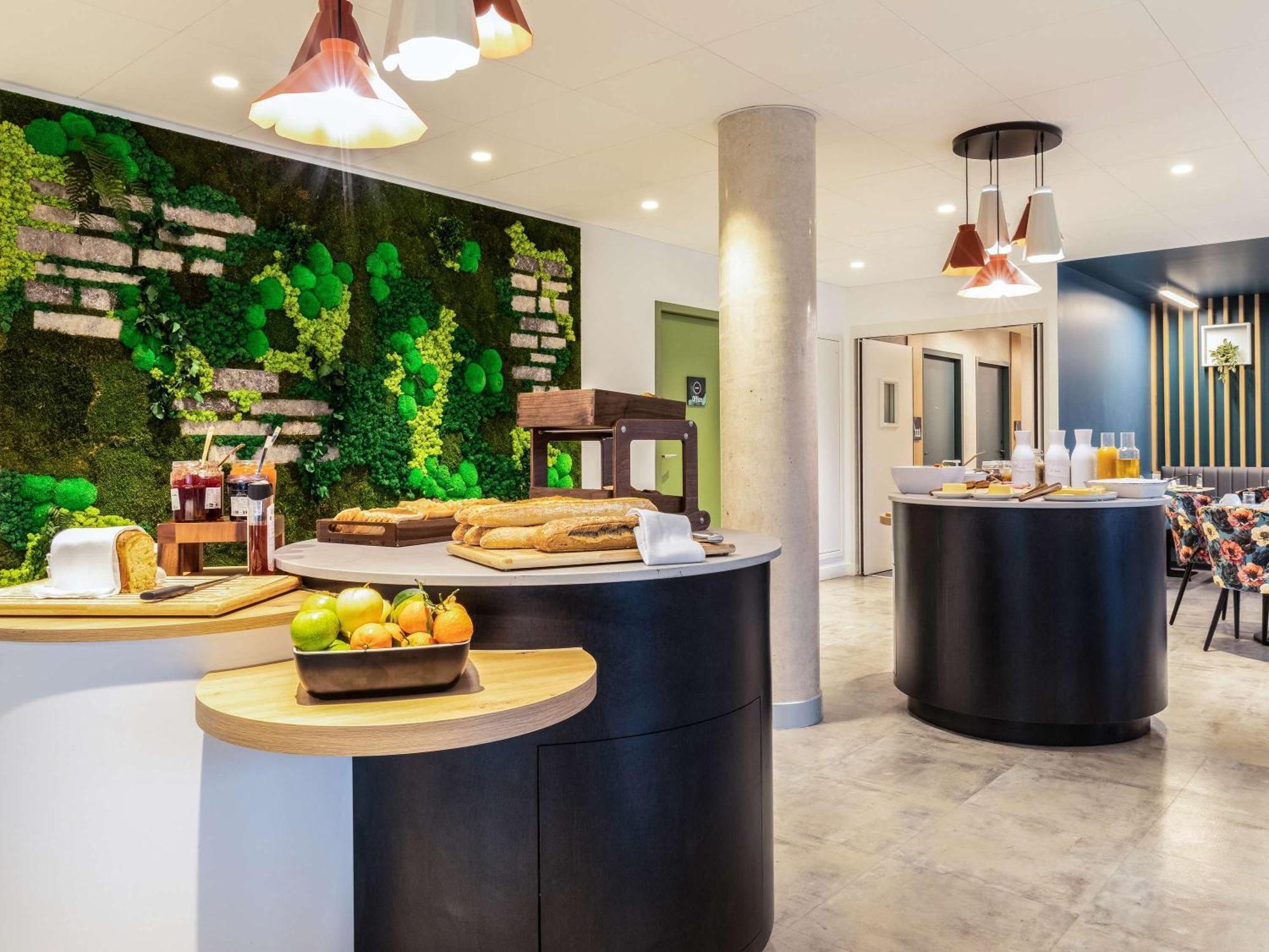 Ibis Styles Bezons Paris La Defense Exterior foto