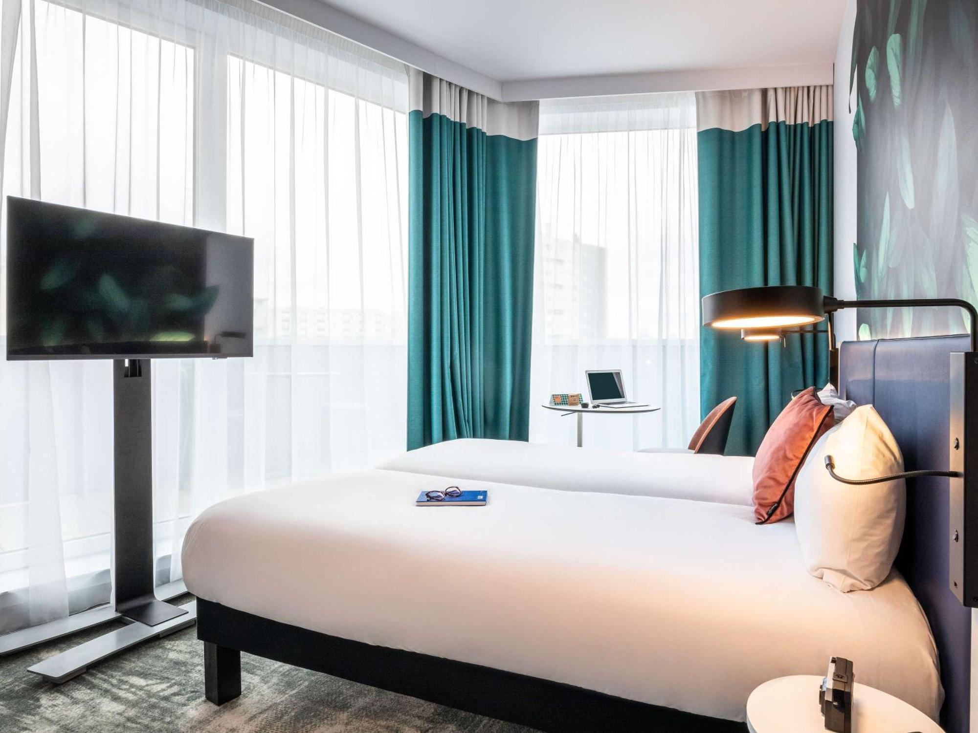 Ibis Styles Bezons Paris La Defense Exterior foto
