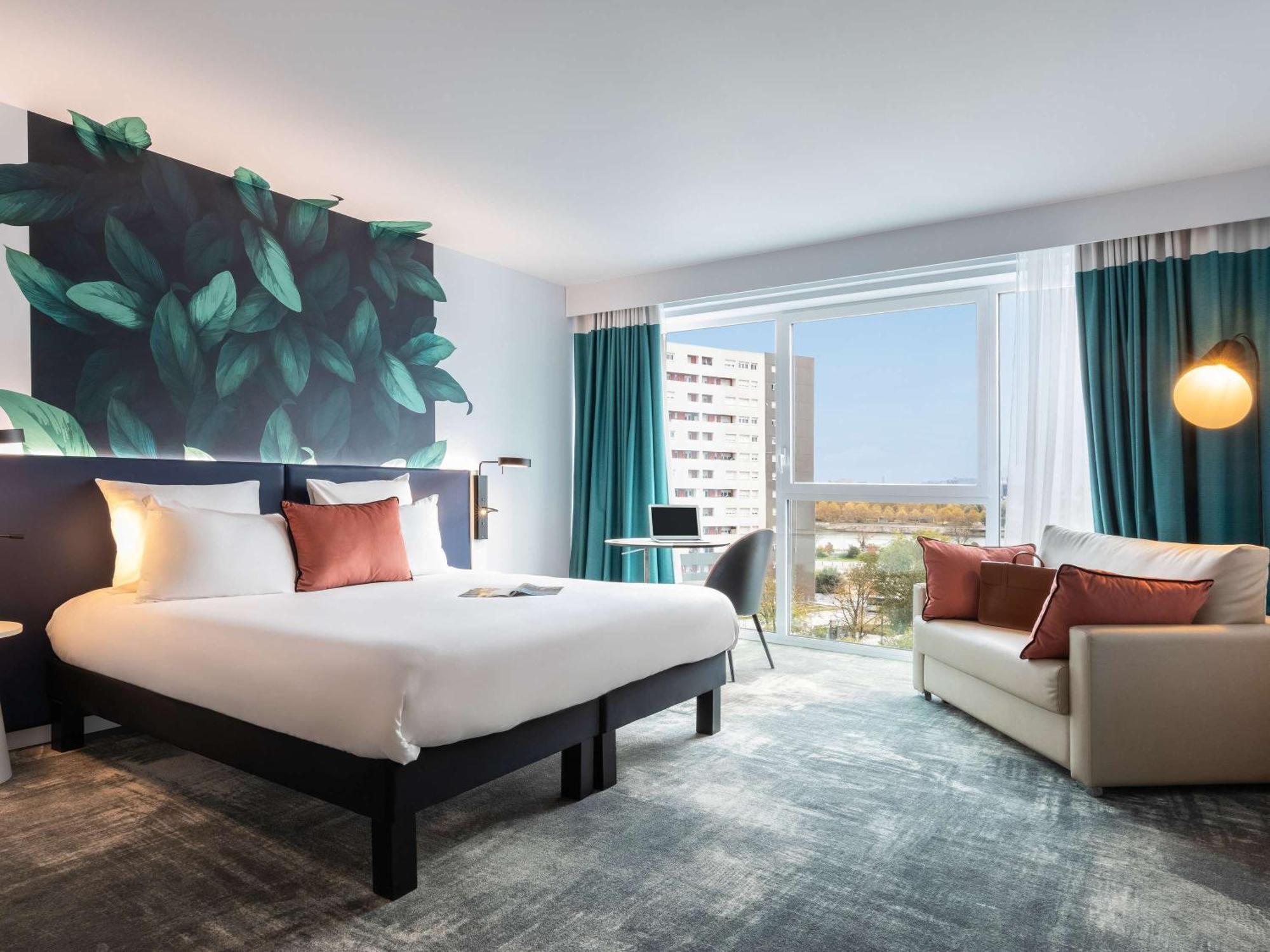 Ibis Styles Bezons Paris La Defense Exterior foto